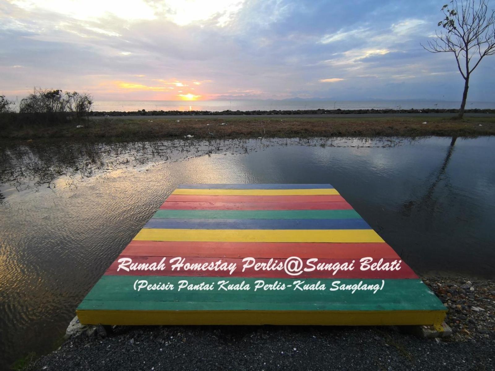 Rhumah Sungai Belati Vila Simpang Empat  Exterior foto